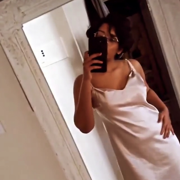 [SOLD] Pink Champagne satin slip dress - Picture 2 of 7